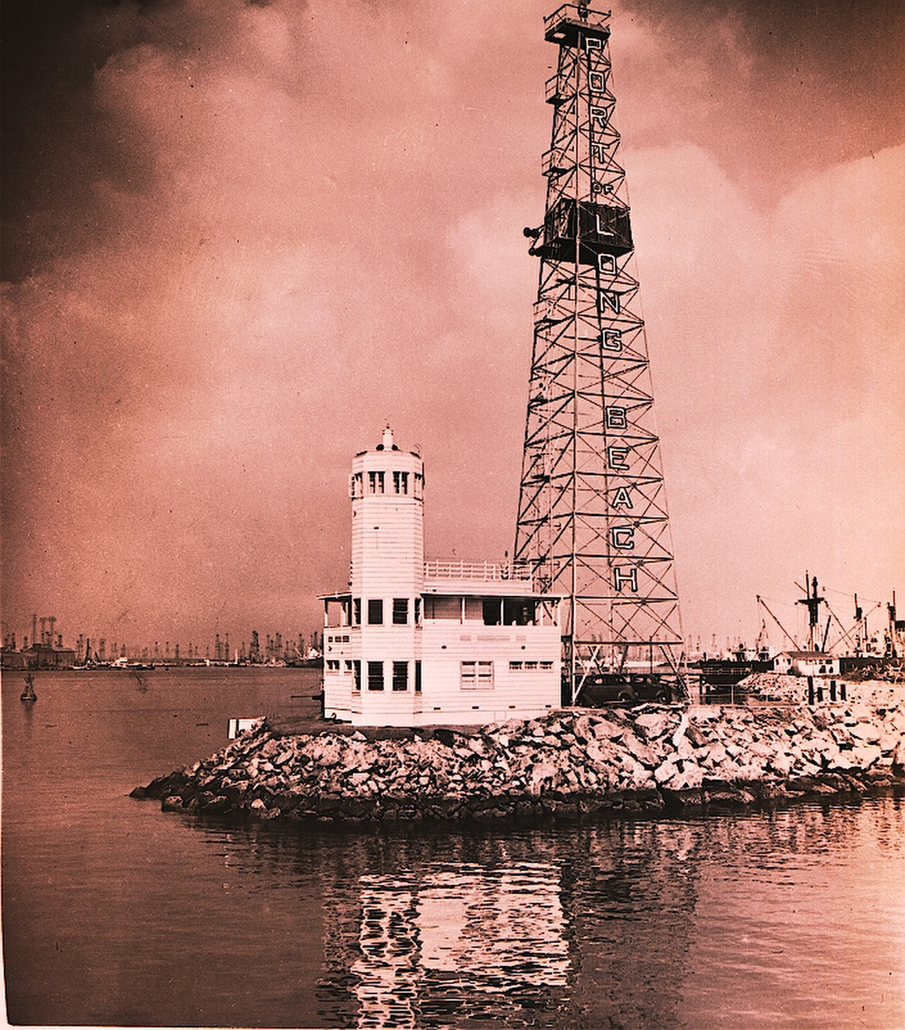 Jacobsen Pilot Service, port pilots in Long Beach since the 1920s, installed shore-based radar in 1949, the first pilots in the Western Hemisphere to do so.