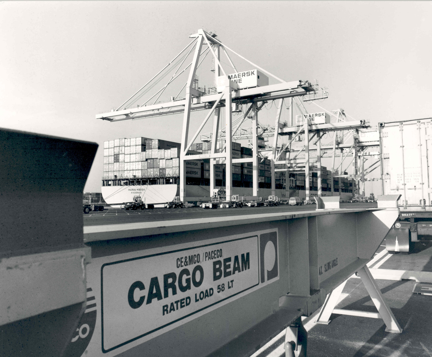 Maersk opens a terminal on the expanded Pier J, 1993.